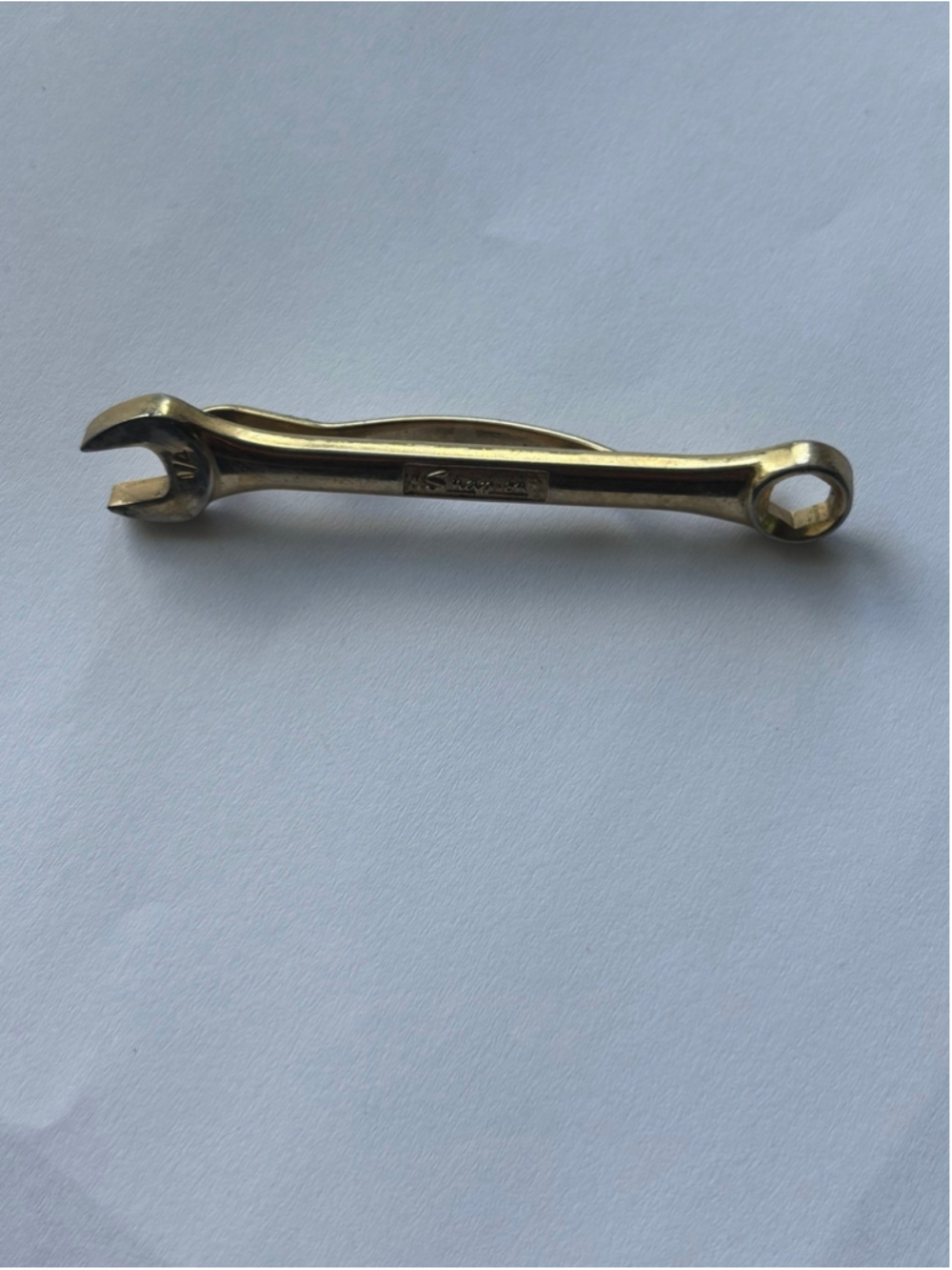 Snap-On vintage 80s Gold Tone Tie Bar Clip Snap On Tools 1/4 Combination Wrench